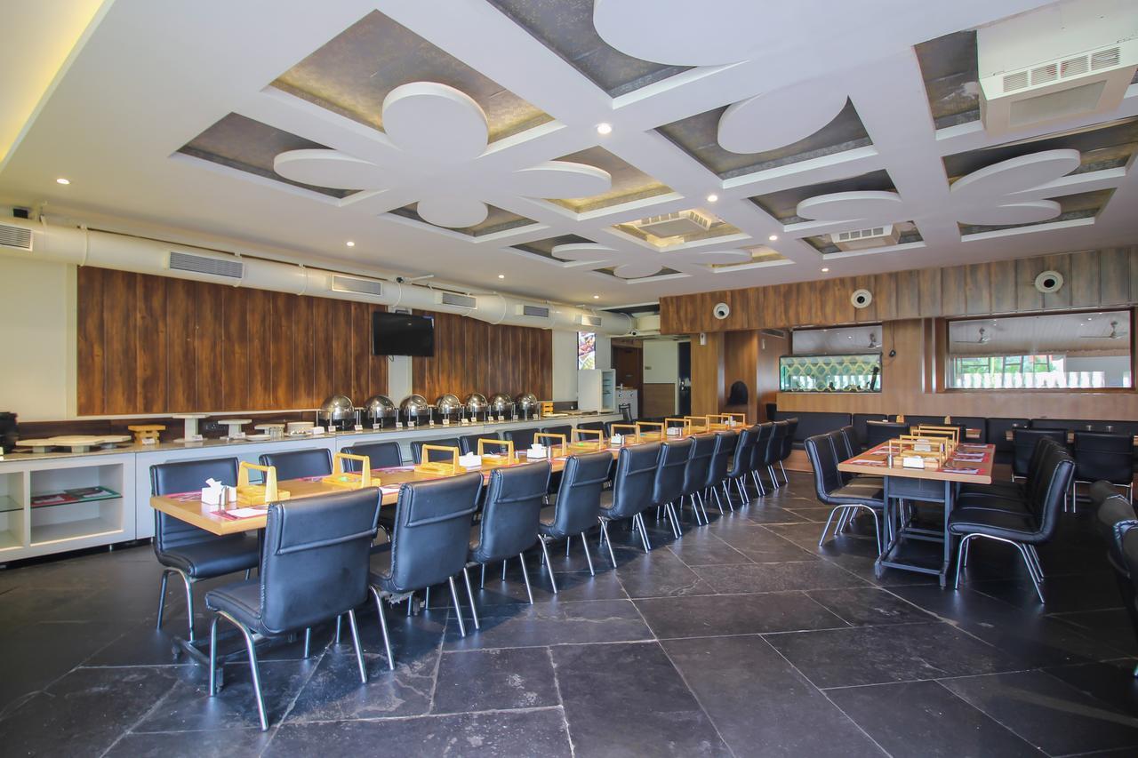Oyo 24197 Saptaruchi Hotel Pimpri-Chinchwad Exterior foto